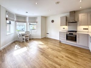 Open plan Living - click for photo gallery